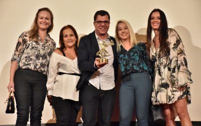 “Eu acredito no empreendedorismo cultural”, diz Sandra Bertini na 4ª noite do Cine PE