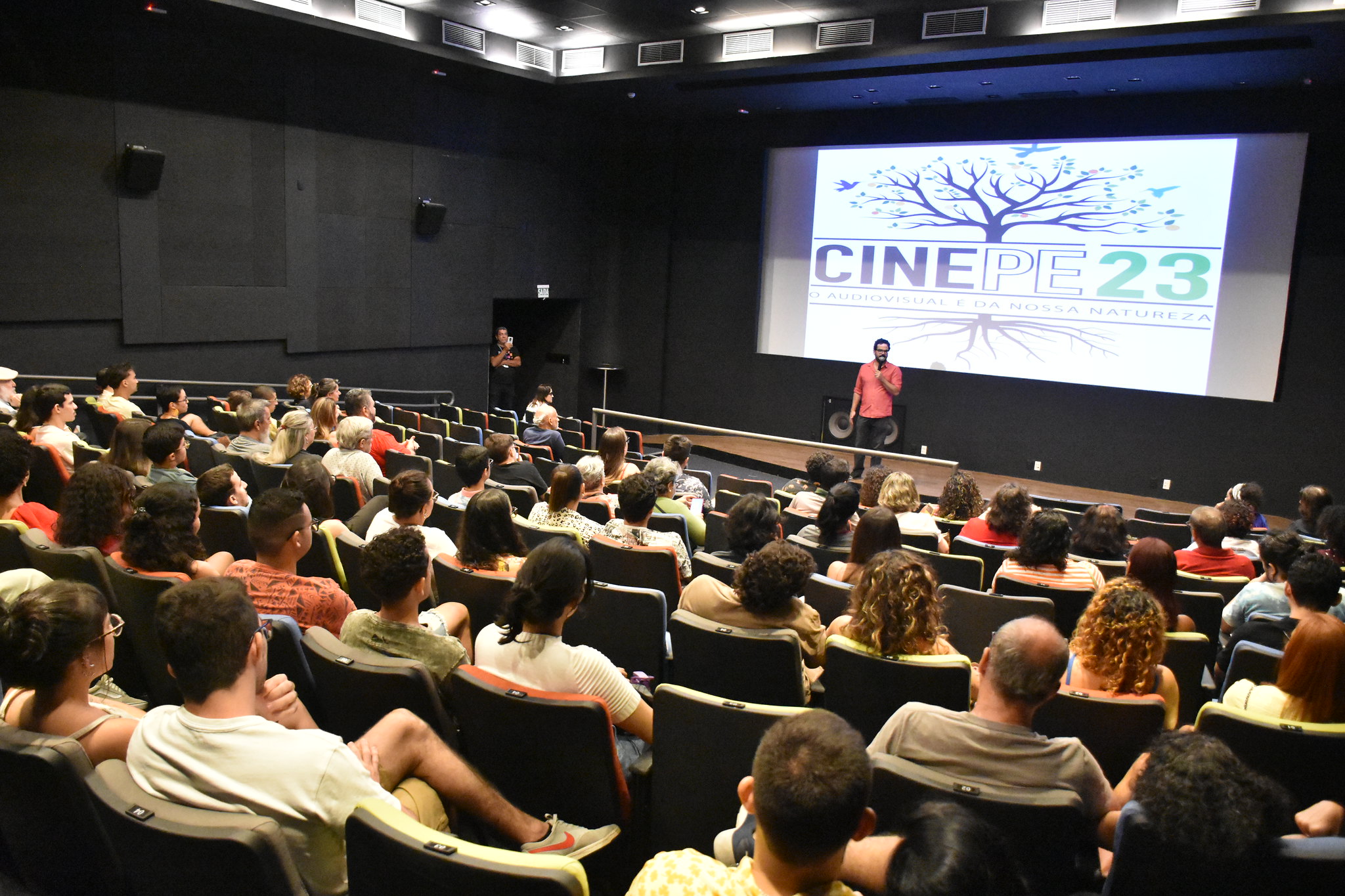 1ª Mostra Paralela de Curtas-Metragens - Sessão Matinê, no Cinema do Porto / Cinema da Fundação